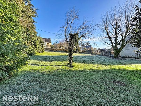 QUIMPERLE, Terrain constructible 905m², hors lotissement
