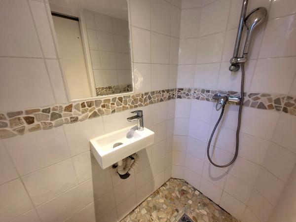 Vente / Studio meublé