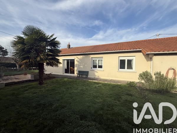 Maison à vendre 4 pièces 110 m² Châtillon-sur-Thouet