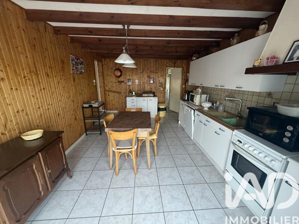 Maison à vendre 4 pièces 110 m² Châtillon-sur-Thouet