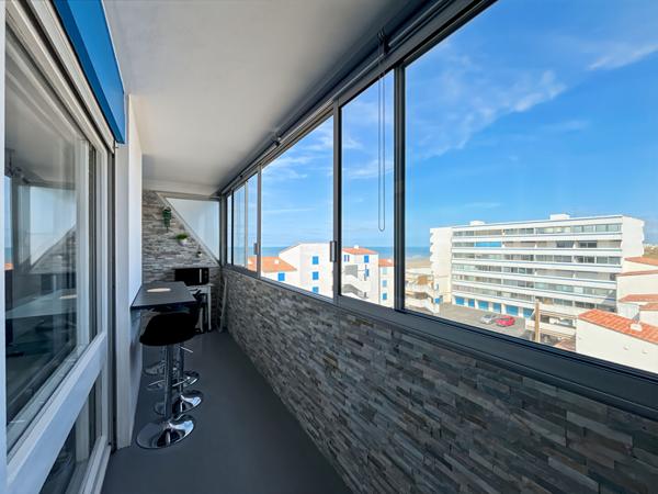 Appartement 1 pièce(s) avec une vue mer - entièrement rénové
