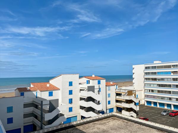 Appartement 1 pièce(s) avec une vue mer - entièrement rénové