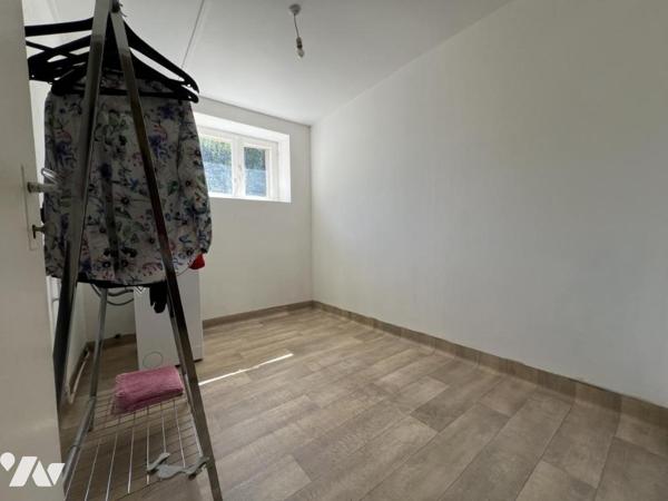 INZINZAC LOCHRIST maison en pierre avec travaux de type 6 sur 1388 M² de terrain