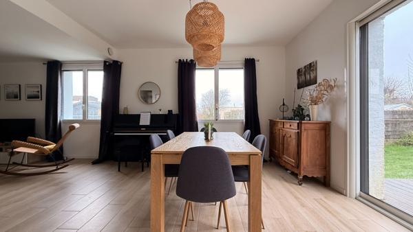 LA ROCHE SUR YON, LE BOURG, MAISON A VENDRE