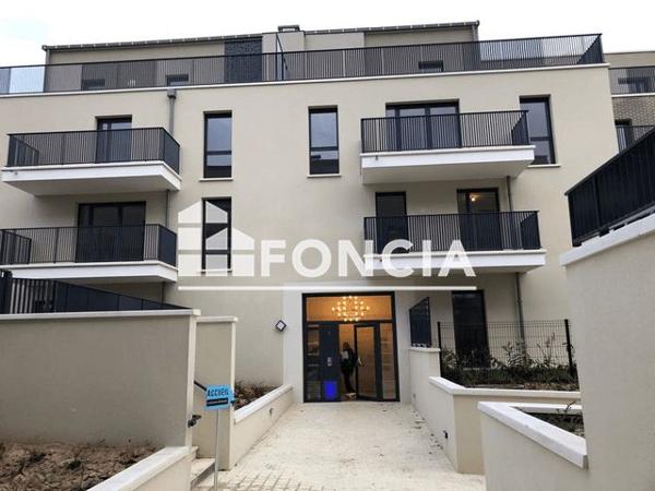 Location Appartement 3 pièces 67.17 m² - 8 RUE JACQUES TATI Bois D Arcy 78390