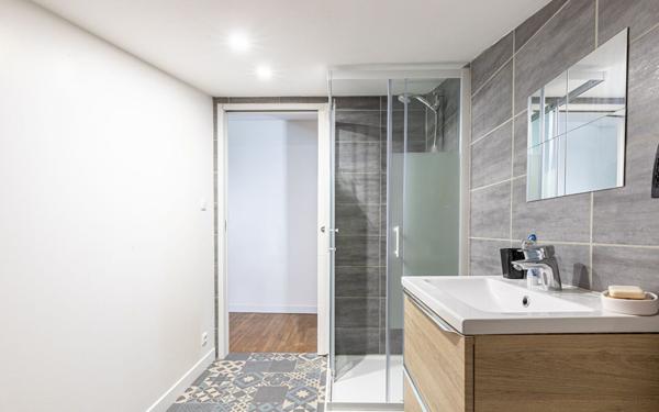 Maison à vendre    4 pièces •  Saint-Just-Luzac