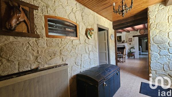 Maison à vendre 6 pièces 338 m² Villefagnan