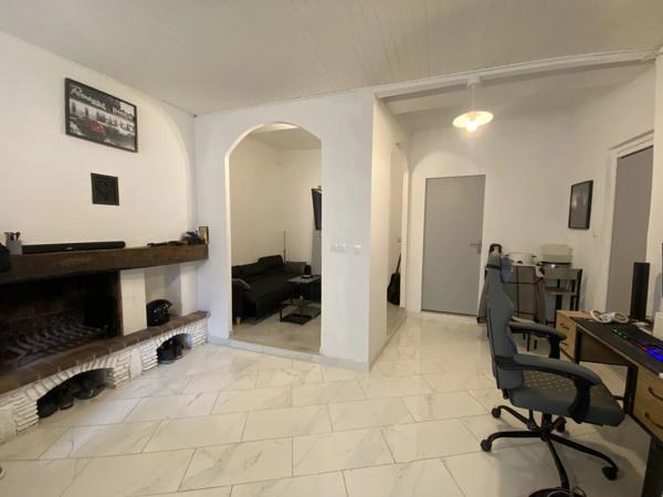 Hyères (83400) T3 refait a neuf