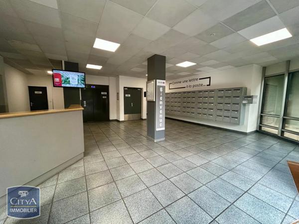 Appartement à louer 1 pièce 22.1m² Tours (37000)
