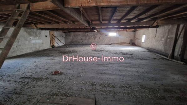 Loft / Atelier à vendre de 750 m²