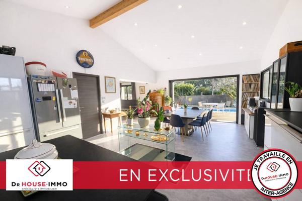 Maison à vendre 8 pièces de 238 m²