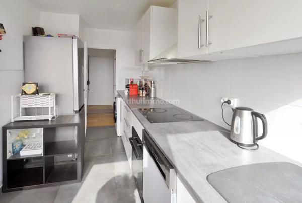 Vente                                                      Appartement
                        
                     3 pièces                      65 m2                     à Villeneuve-Saint-Georges