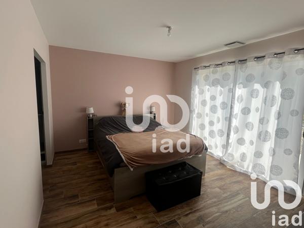 Maison à vendre 7 pièces 218 m² Saint-Brès