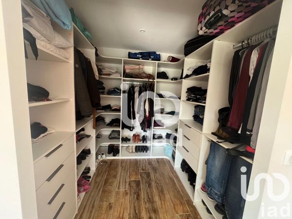 Maison à vendre 7 pièces 218 m² Saint-Brès