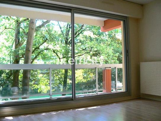 Appartement
         2 pièces
        - 49 m²