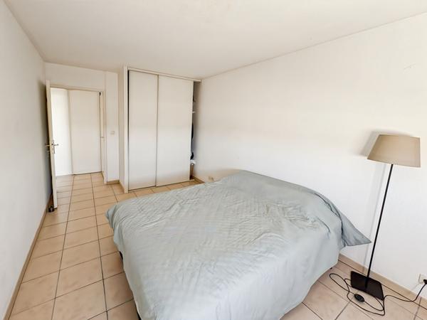 Appartement 3 pièces avec grande terrasse aux Chartrons à Bordeaux 33000