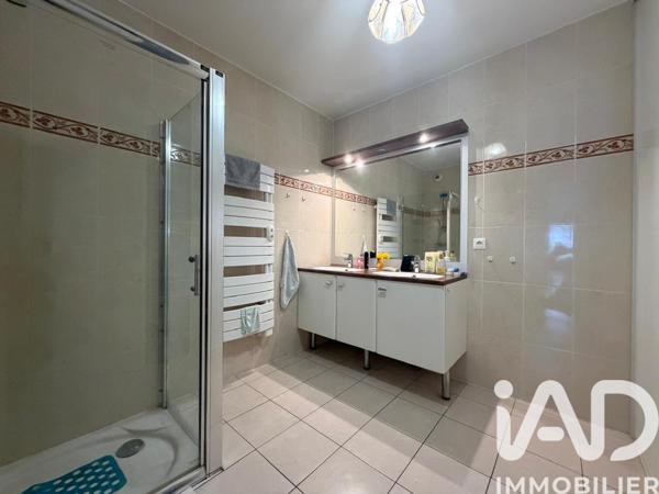 Appartement à vendre 3 pièces 81 m² Sainte-Geneviève-des-Bois