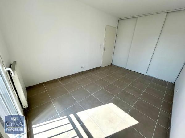 Appartement à louer 2 pièces 44.41m² Toulon (83100)