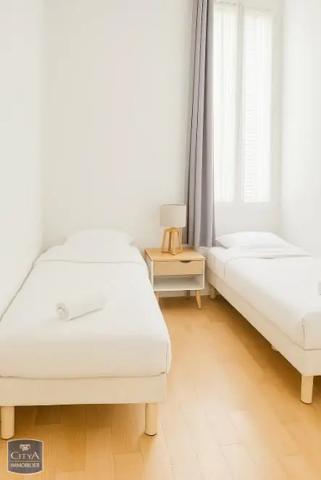 Appartement à louer 3 pièces 65m²