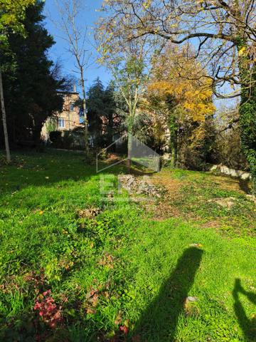 Terrain Saint Jean Bonnefonds 832 m2