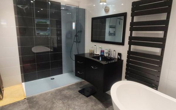 Maison à vendre    4 pièces • 165 m2 Mont-de-Marsan