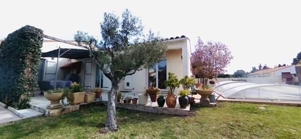 Millas Maison de plain-pied avec jardin piscine et garage 325 000 €