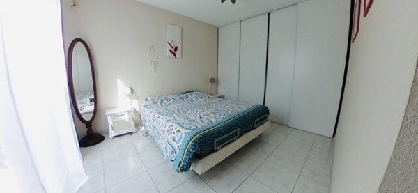 Millas Maison de plain-pied avec jardin piscine et garage 325 000 €