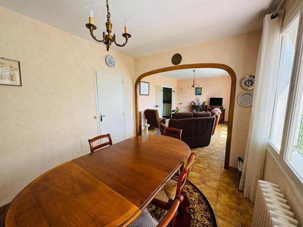 Pavillon sur sous sol dans un secteur calme de Varennes Vauzelles