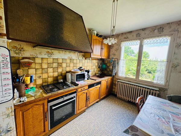 Pavillon sur sous sol dans un secteur calme de Varennes Vauzelles