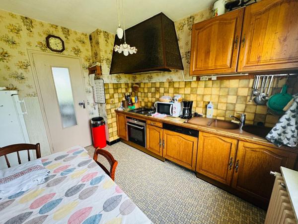 Pavillon sur sous sol dans un secteur calme de Varennes Vauzelles