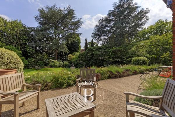 Garches, Maison 7 Chambres -  619 m² à vendre