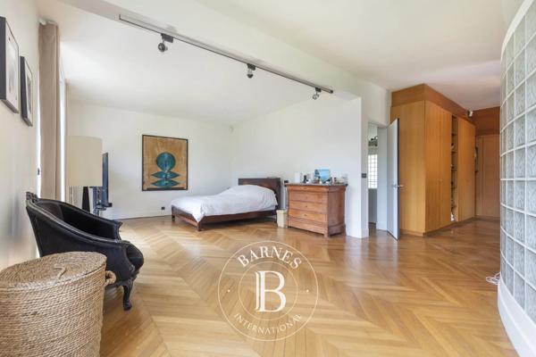 Garches, Maison 7 Chambres -  619 m² à vendre