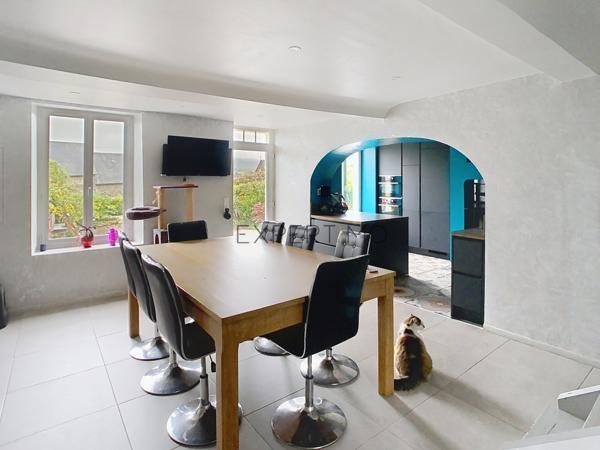 Villers-Bocage (14310) MAISON ENTIEREMENT RENOVEE !