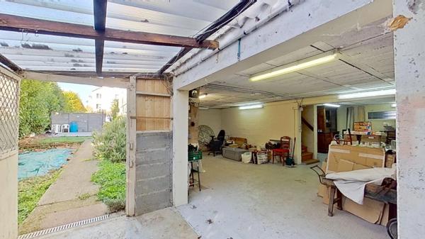 CHOISY LE ROI - Les Gondoles - Maison de 5 pièces - 83m² sur un sous-sol global - Terrain de 718m²