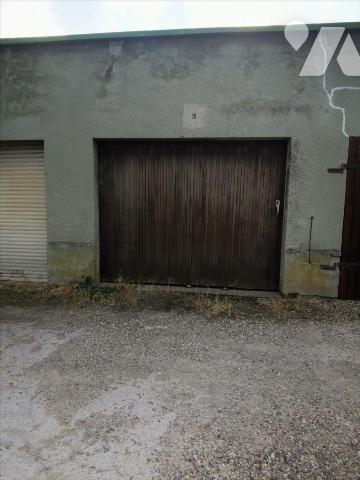 MAISON DE VILLE EN PARTIE RENOVÉE