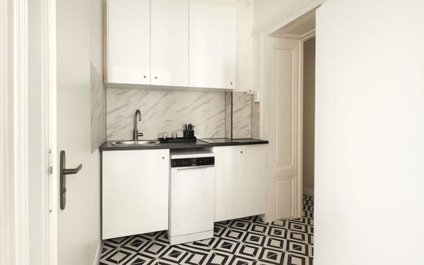 Appartement à vendre    3 pièces • 70,33 m2 Lyon 1