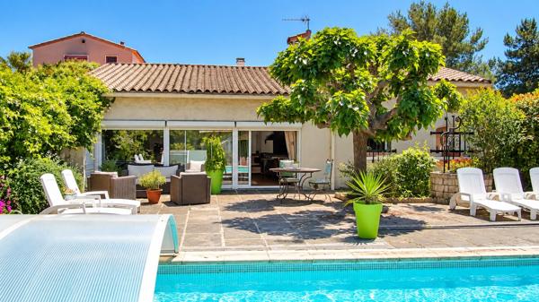Maison meublée 61 m² + terrasse Eau et électricité comprises