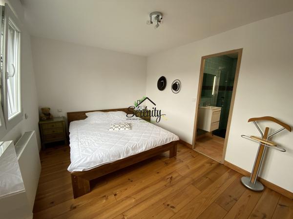 Maison avec 3 suites parentales.