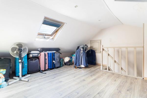 Maison
         7 pièces
        - 135 m² Exclusivité 425 000 € *