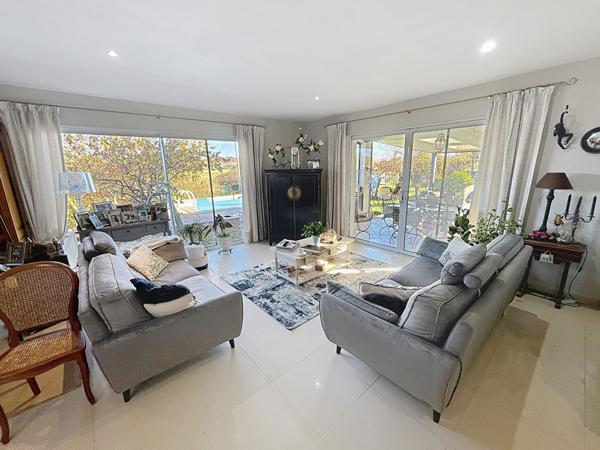 ST AMADOU A VENDRE VILLA D'ARCHITECTE AVEC PISCINE, PRESTATIONS HAUT DE GAMME