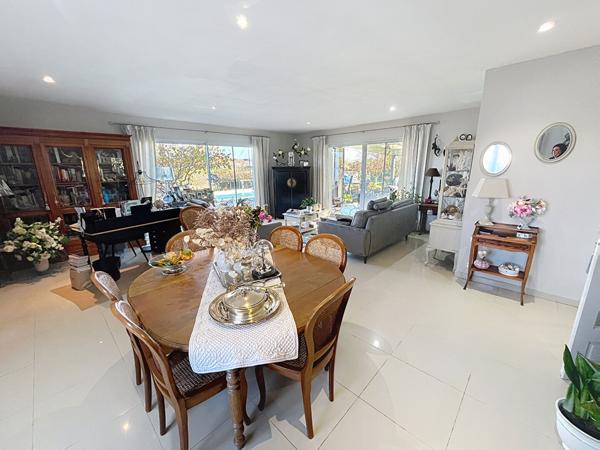 ST AMADOU A VENDRE VILLA D'ARCHITECTE AVEC PISCINE, PRESTATIONS HAUT DE GAMME