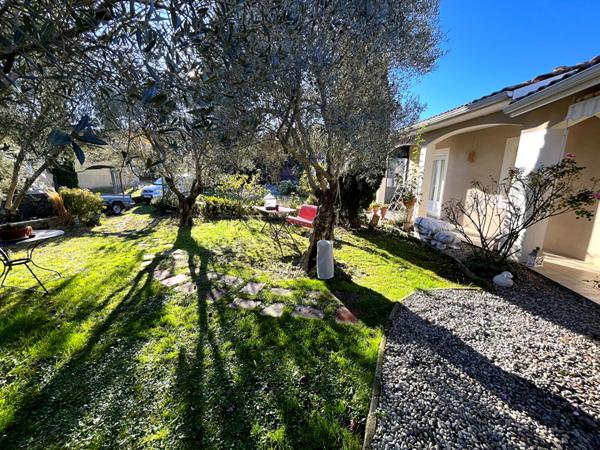 ST AMADOU A VENDRE VILLA D'ARCHITECTE AVEC PISCINE, PRESTATIONS HAUT DE GAMME