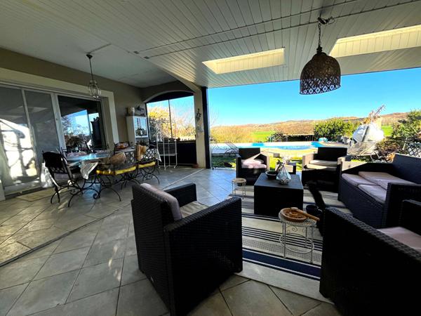 ST AMADOU A VENDRE VILLA D'ARCHITECTE AVEC PISCINE, PRESTATIONS HAUT DE GAMME