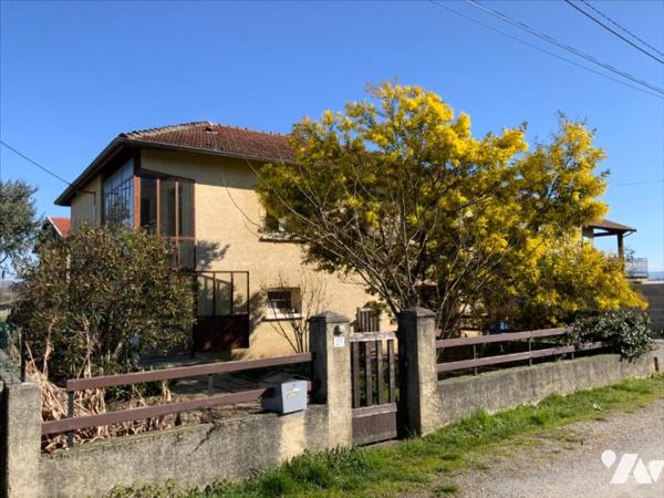 maison 3 chambres sur sous-sol complet à rénover