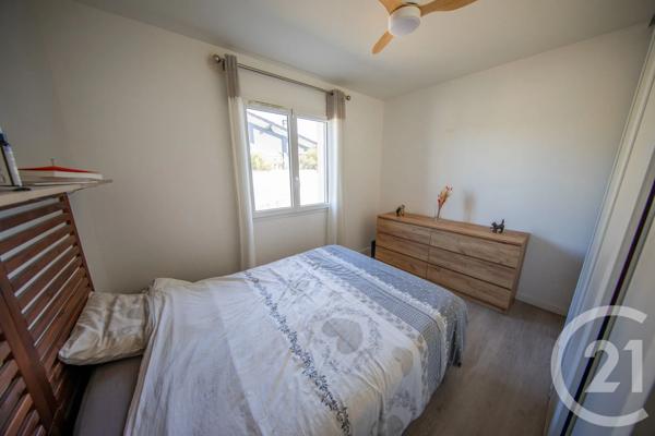 Maison à vendre  5 pièces - 78,31 m 2   ST MEDARD EN JALLES  - 33