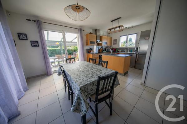 Maison à vendre  5 pièces - 78,31 m 2   ST MEDARD EN JALLES  - 33