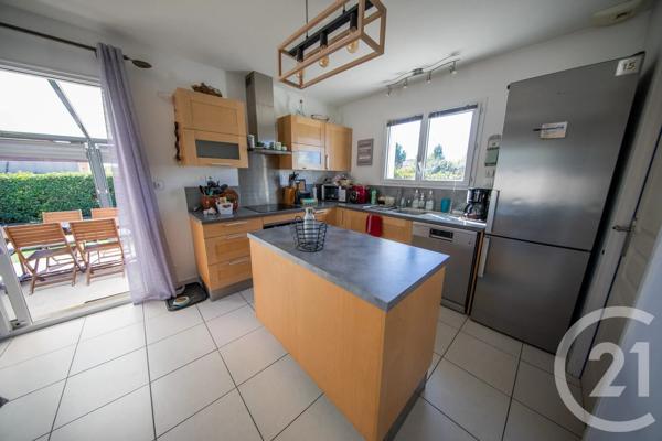 Maison à vendre  5 pièces - 78,31 m 2   ST MEDARD EN JALLES  - 33