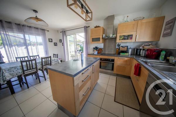Maison à vendre  5 pièces - 78,31 m 2   ST MEDARD EN JALLES  - 33