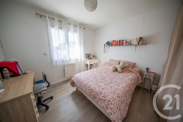 Maison à vendre  5 pièces - 78,31 m 2   ST MEDARD EN JALLES  - 33