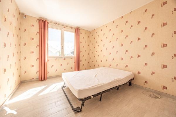 Maison à vendre 164 300 € Aiffres 5 p 101 m² DPE E